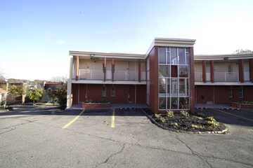 The Boston Hotel
