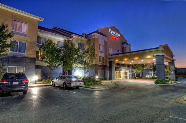 Fairfield Inn & Suites by Marriott Edmond