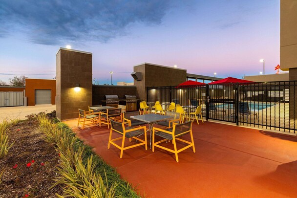 Hawthorn Extended Stay by Wyndham Kingwood/Houston