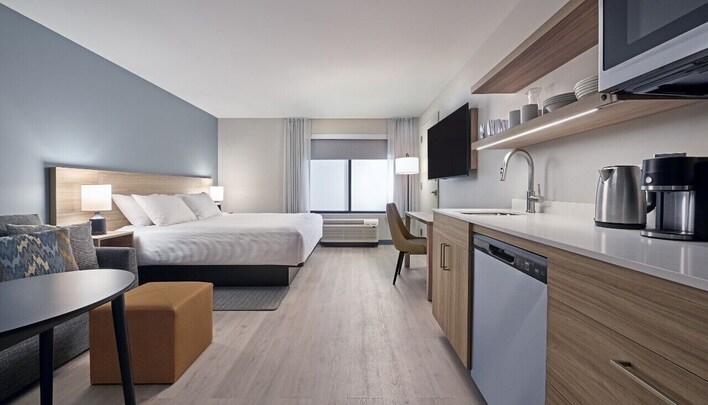 Hyatt Studios Mobile/Tillmans Corner