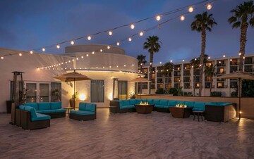 Image of the hotel