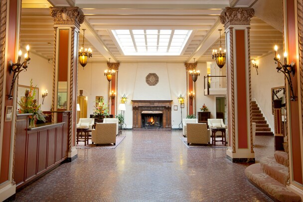 The Cardinal Hotel