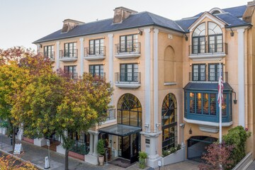 Image of the hotel