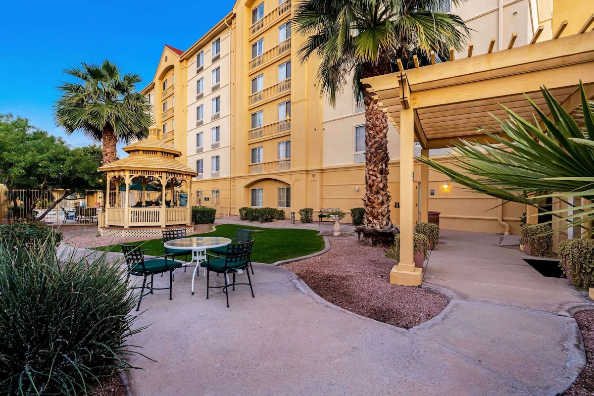 Image of the hotel